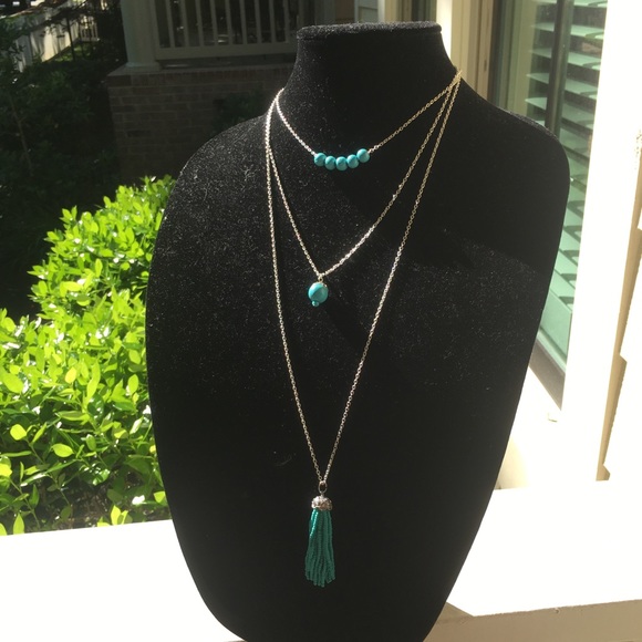 Peabeads signature 3-layer necklace - Picture 2 of 8